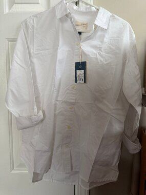Universal Thread Women’s Alamosa Poplin Button-Down Shirt – White | Size Medium